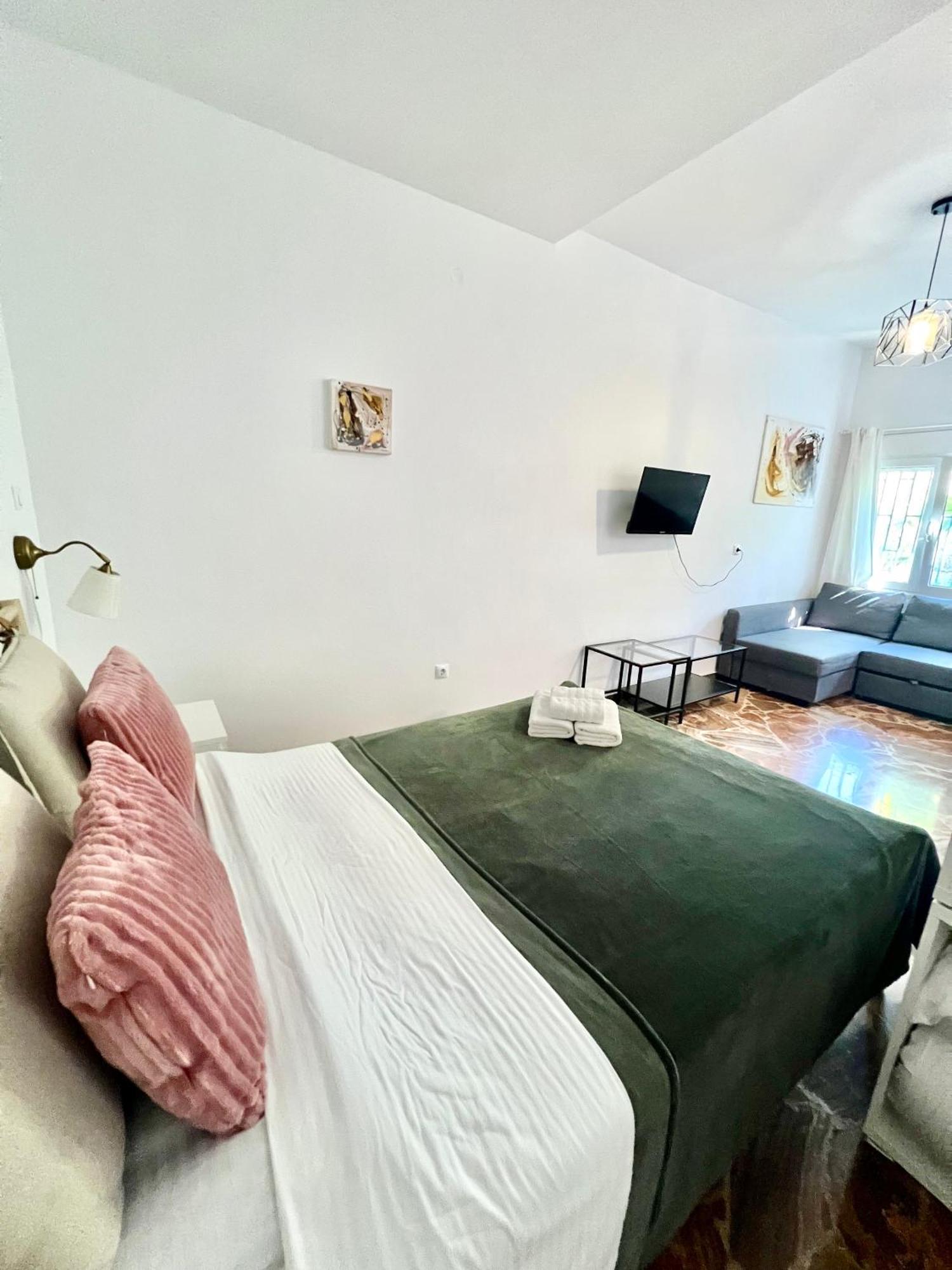 Sky Inn With Great Location Wonderful Acropolis View In Neos Kosmos Atene Esterno foto